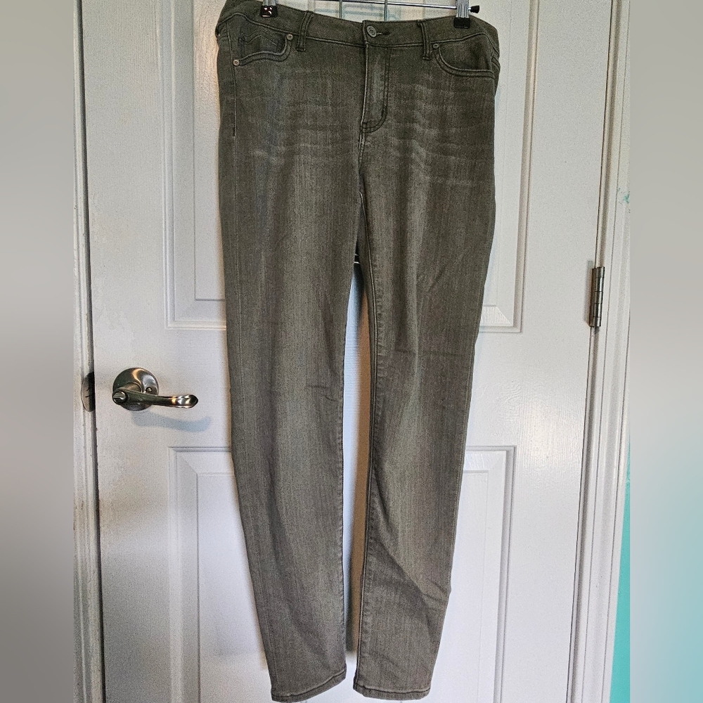 Altar'd State Gray Skinny Leg Jeggings Women's Size 30/11